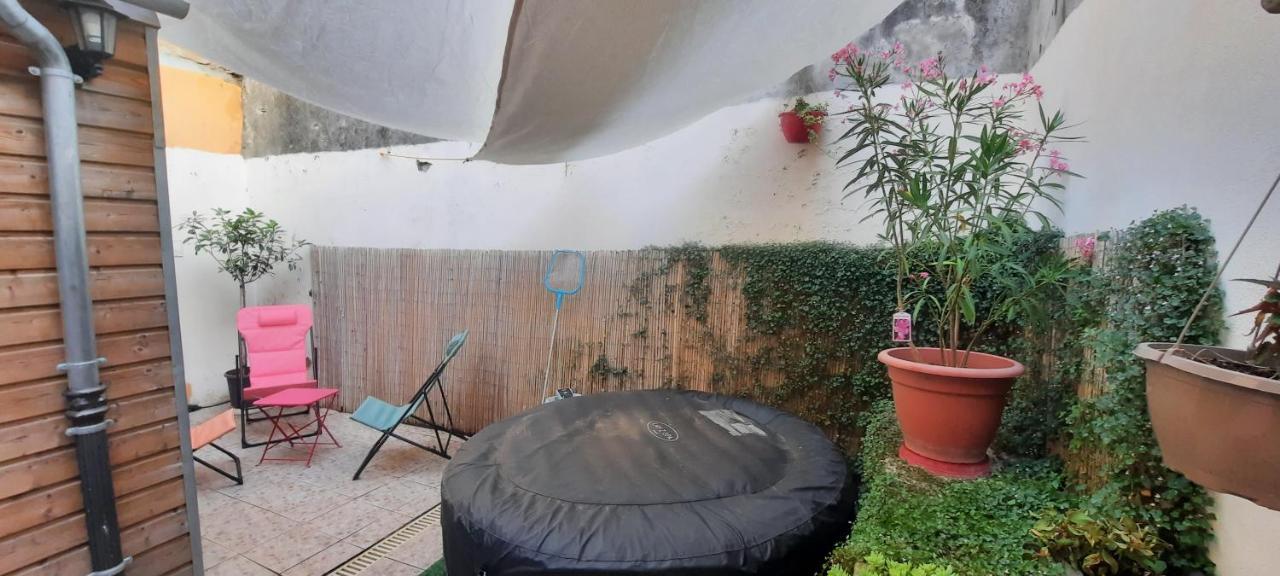 Le 100 Apartment Carcassonne Luaran gambar